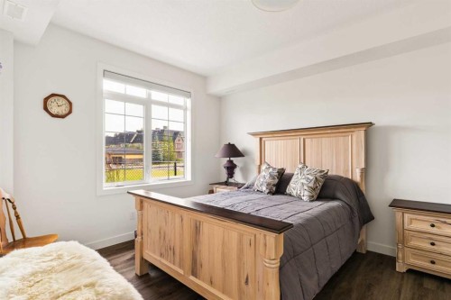 25 Quarry Common Se, Calgary, AB - Indoor Photo Showing Bedroom