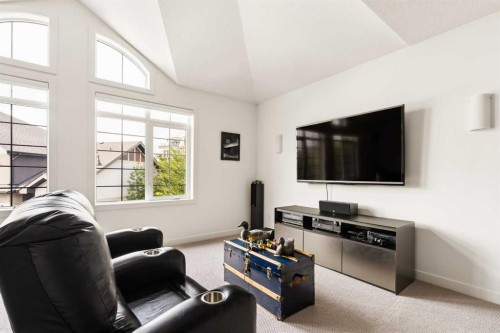 25 Quarry Common Se, Calgary, AB - Indoor