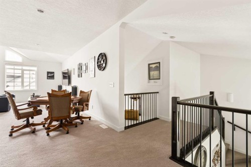 25 Quarry Common Se, Calgary, AB - Indoor Photo Showing Office