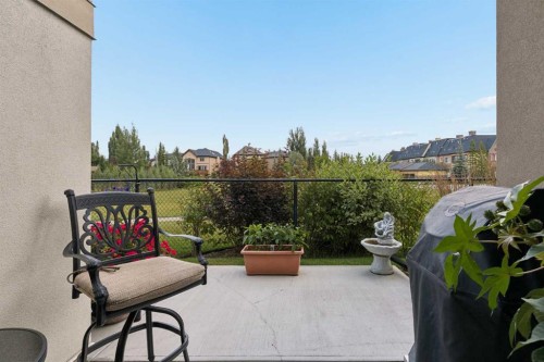 25 Quarry Common Se, Calgary, AB - Outdoor