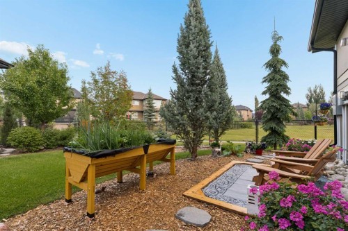 25 Quarry Common Se, Calgary, AB - Outdoor
