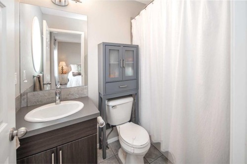 264 Chaparral Valley Square Se, Calgary, AB - Indoor Photo Showing Bathroom