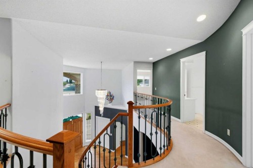250 Diamond Drive Se, Calgary, AB - Indoor Photo Showing Other Room