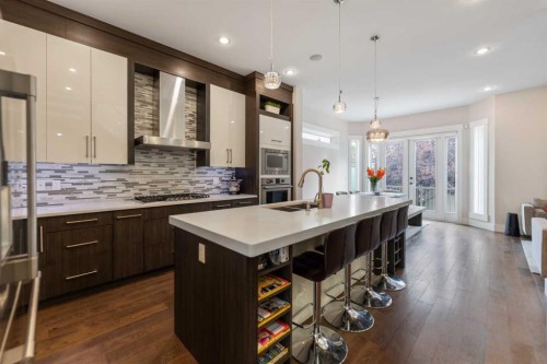 2020 37 Street Sw, Calgary, AB - Indoor Photo Showing Kitchen With Double Sink With Upgraded Kitchen