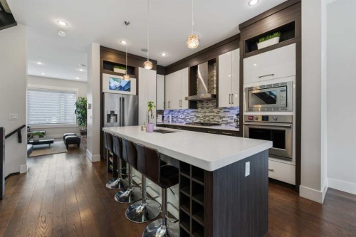 2020 37 Street Sw, Calgary, AB - Indoor Photo Showing Kitchen With Upgraded Kitchen