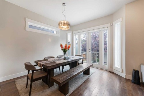 2020 37 Street Sw, Calgary, AB - Indoor