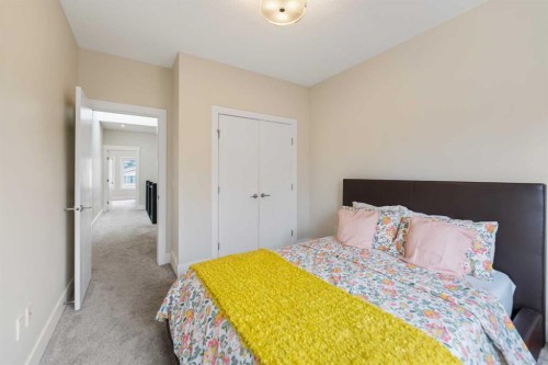 2020 37 Street Sw, Calgary, AB - Indoor Photo Showing Bedroom
