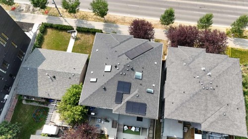 2020 37 Street Sw, Calgary, AB - Outdoor