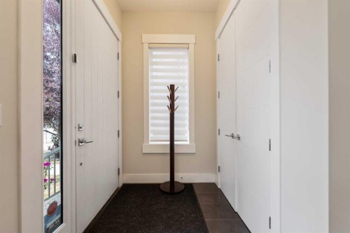 2020 37 Street Sw, Calgary, AB - Indoor Photo Showing Other Room