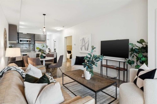 208-323 20 Avenue Sw, Calgary, AB - Indoor Photo Showing Living Room