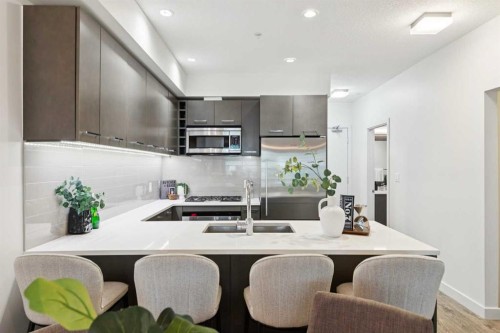 208-323 20 Avenue Sw, Calgary, AB - Indoor