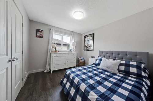268 Rainbow Falls Way, Chestermere, AB - Indoor Photo Showing Bedroom