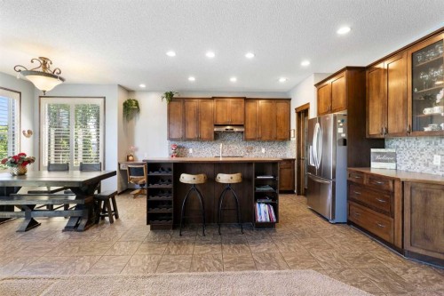 382 Tuscany Ravine Road Nw, Calgary, AB - Indoor Photo Showing Kitchen