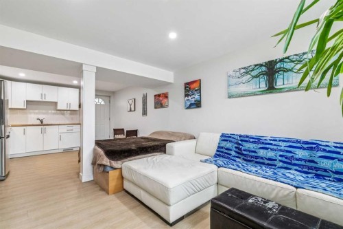 731 Archwood Road Se, Calgary, AB - Indoor
