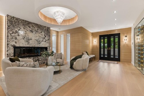 79 Bel-Aire Place Sw, Calgary, AB - Indoor Photo Showing Living Room With Fireplace