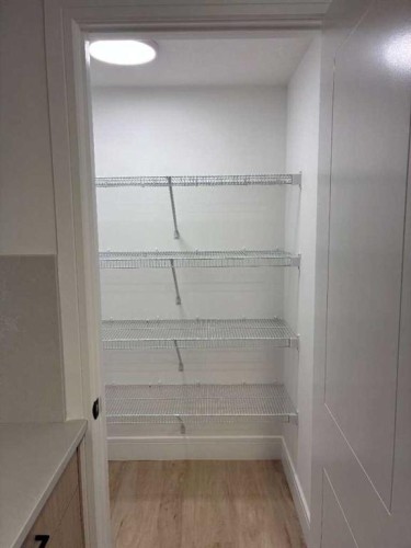 103-4270 Norford Avenue Nw, Calgary, AB - Indoor With Storage