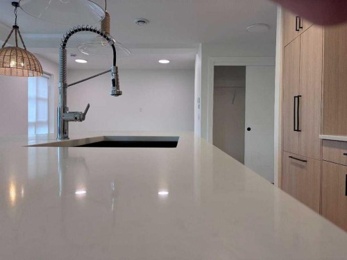 103-4270 Norford Avenue Nw, Calgary, AB - Indoor