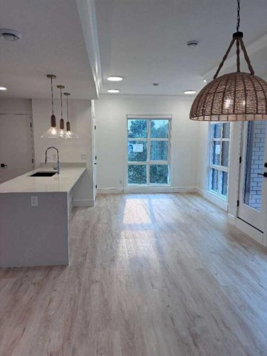 103-4270 Norford Avenue Nw, Calgary, AB - Indoor