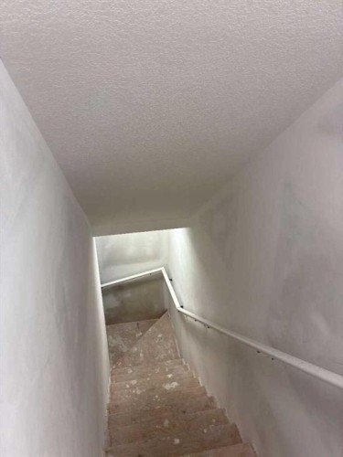 103-4270 Norford Avenue Nw, Calgary, AB - Indoor Photo Showing Other Room