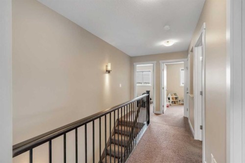 360 Marquis Heights Se, Calgary, AB - Indoor Photo Showing Other Room