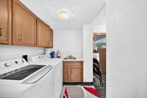 55 Pineland Close Ne, Calgary, AB 