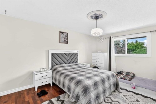 55 Pineland Close Ne, Calgary, AB 