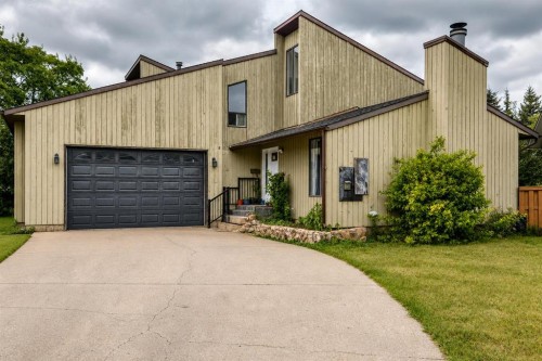 55 Pineland Close Ne, Calgary, AB 