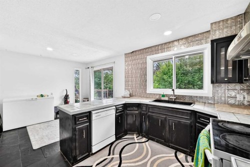 55 Pineland Close Ne, Calgary, AB 