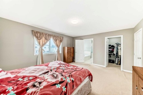 2092 Reunion Boulevard Nw, Airdrie, AB - Indoor Photo Showing Bedroom