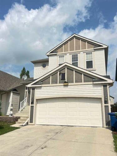 2092 Reunion Boulevard Nw, Airdrie, AB - Outdoor