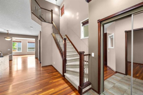 3906 2 Street Nw, Calgary, AB - Indoor Photo Showing Other Room
