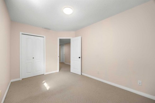 3906 2 Street Nw, Calgary, AB - Indoor