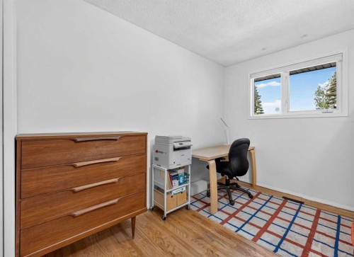 632 Foritana Road Se, Calgary, AB - Indoor