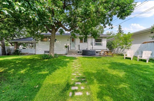 632 Foritana Road Se, Calgary, AB - Outdoor