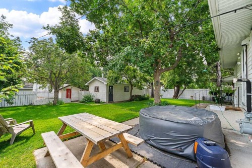 632 Foritana Road Se, Calgary, AB - Outdoor