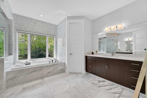 168 Posthill Drive Sw, Calgary, AB - Indoor Photo Showing Bathroom