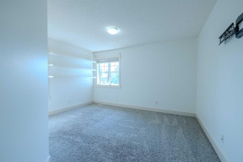 1835 Evergreen Drive Sw, Calgary, AB - Indoor Photo Showing Other Room