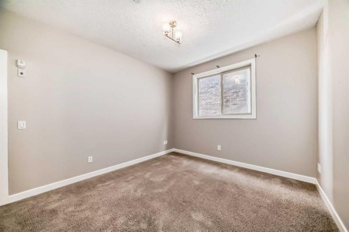 206-488 7 Avenue Ne, Calgary, AB - Indoor Photo Showing Other Room