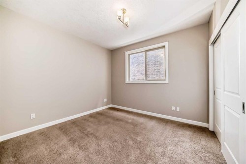 206-488 7 Avenue Ne, Calgary, AB - Indoor Photo Showing Other Room