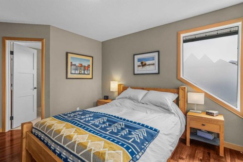 13-242 Benchlands Terrace, Canmore, AB - Indoor Photo Showing Bedroom