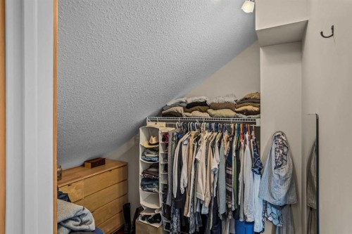 13-242 Benchlands Terrace, Canmore, AB - Indoor With Storage