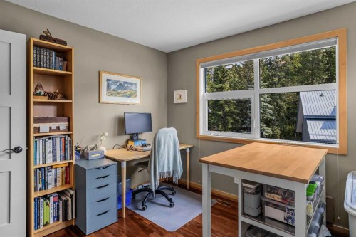 13-242 Benchlands Terrace, Canmore, AB - Indoor Photo Showing Office