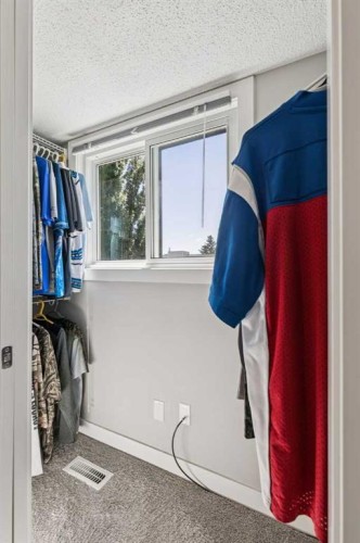 110S-203 Lynnview Road Se, Calgary, AB - Indoor With Storage