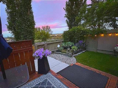 110S-203 Lynnview Road Se, Calgary, AB - Outdoor
