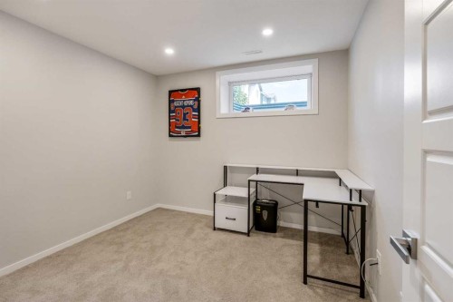 159 Pacific Landing West, Lethbridge, AB - Indoor Photo Showing Other Room