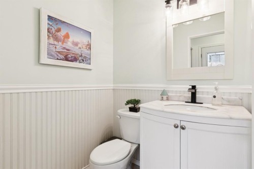 283 Abinger Crescent Ne, Calgary, AB - Indoor Photo Showing Bathroom