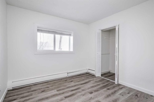 113-6919 Elbow Drive Sw, Calgary, AB - Indoor Photo Showing Other Room