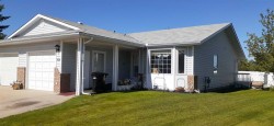 3924 56A Camrose, AB T4V 4L1