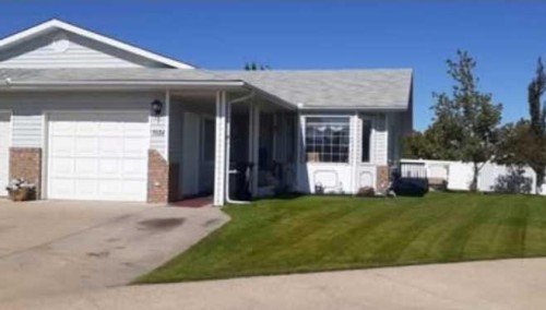 3924 56A, Camrose, AB - Outdoor