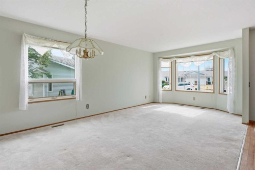 3924 56A, Camrose, AB - Indoor Photo Showing Other Room